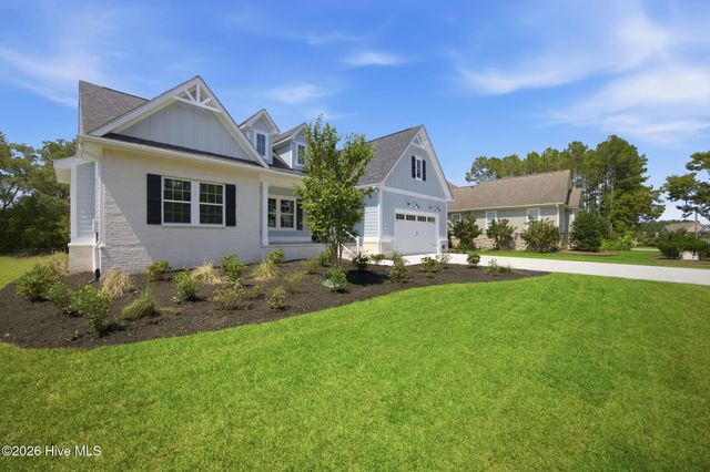 9406 Old Salem Way NW, Calabash, NC 28467