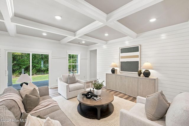 9406 Old Salem Way NW, Calabash, NC 28467