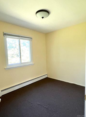 66-68 Hawthorne, East Islip, NY 11730