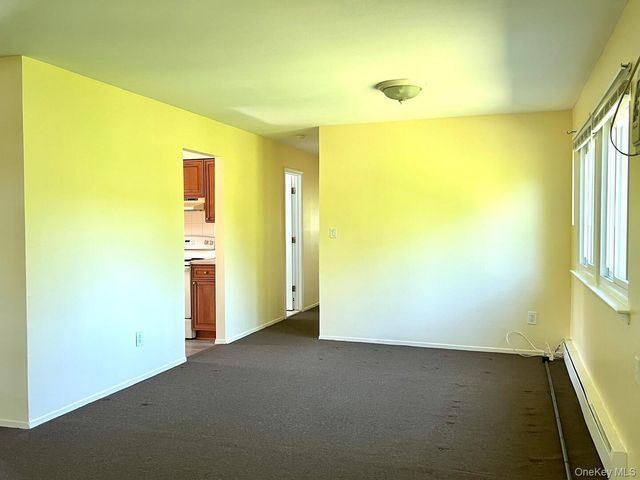 66-68 Hawthorne, East Islip, NY 11730