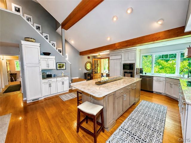 8969 Bethel Road, Pompey, NY 13035