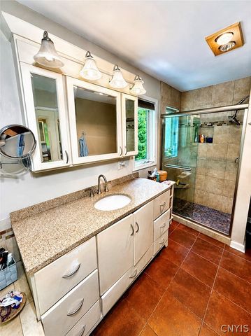 8969 Bethel Road, Pompey, NY 13035