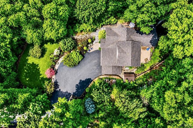 8969 Bethel Road, Pompey, NY 13035