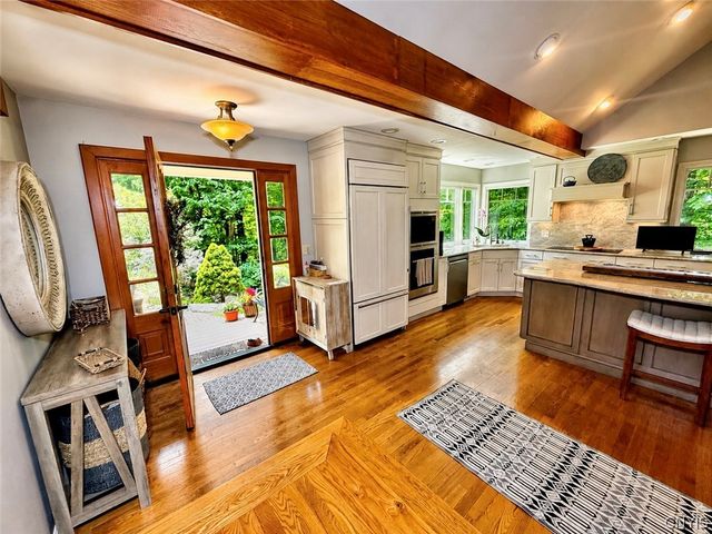 8969 Bethel Road, Pompey, NY 13035