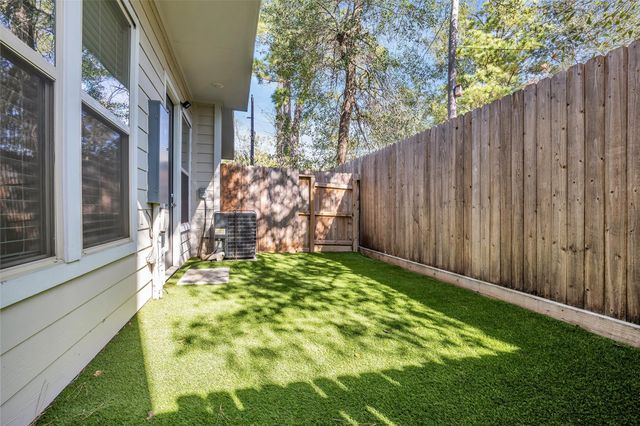 5118 Pine Reach Drive, Houston, TX 77018