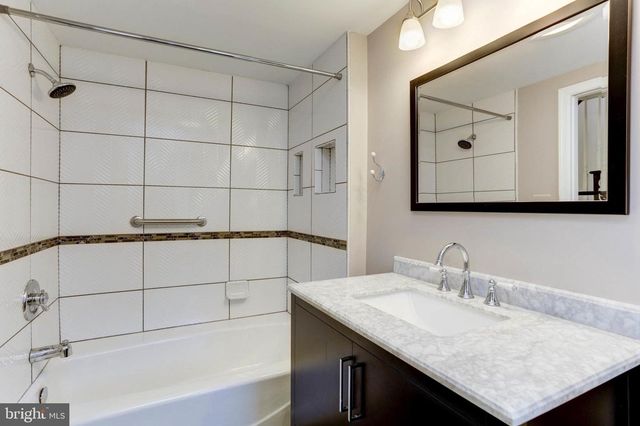 426 S EDEN ST, Baltimore, MD 21231