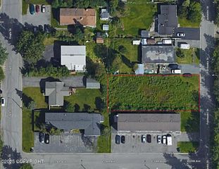 L5 Fairbanks Street, Anchorage, AK 99503