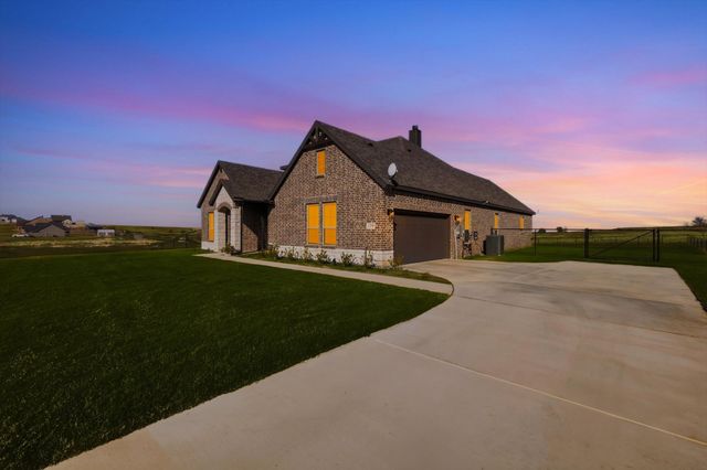 139 Steppes Court, Decatur, TX 76234