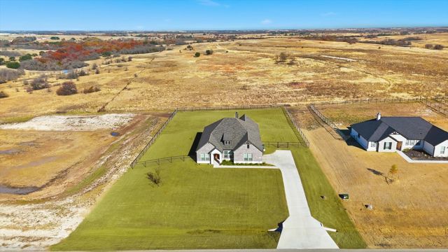 139 Steppes Court, Decatur, TX 76234