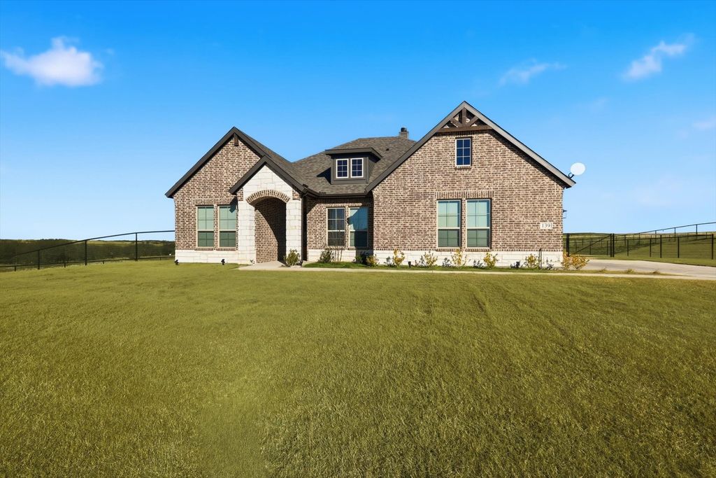 139 Steppes Court, Decatur, TX 76234
