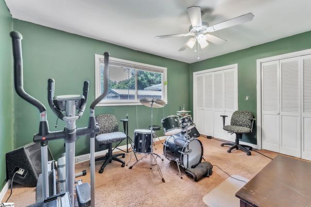 101 Willow Pond Lane, Piedmont, SC 29673
