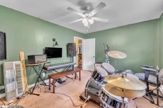101 Willow Pond Lane, Piedmont, SC 29673