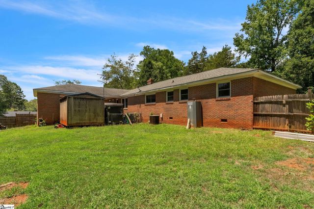 101 Willow Pond Lane, Piedmont, SC 29673