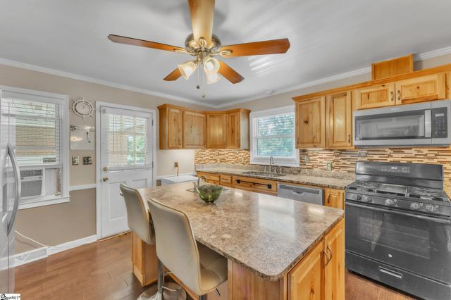 101 Willow Pond Lane, Piedmont, SC 29673