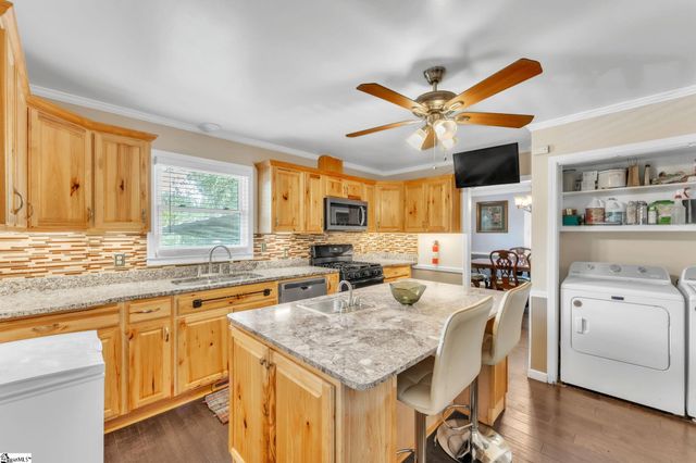 101 Willow Pond Lane, Piedmont, SC 29673