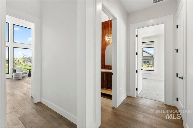 4900 W Braveheart St, Eagle, ID 83616