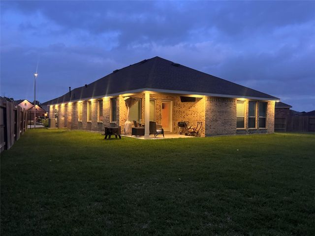 5060 Andorra Bend Lane, Porter, TX 77365