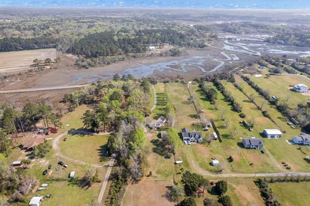 4777 Coon Club Road, Meggett, SC 29449