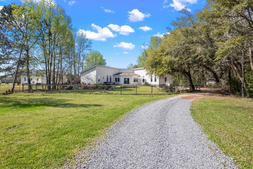 4777 Coon Club Road, Meggett, SC 29449
