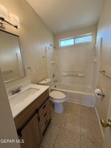13464 SUNSET HILLS Drive, El Paso, TX 79928