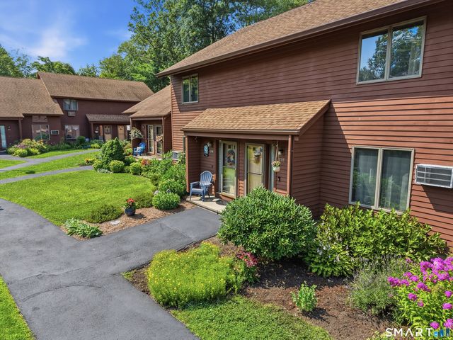 348 Boston Post Road C14, Waterford, CT 06385