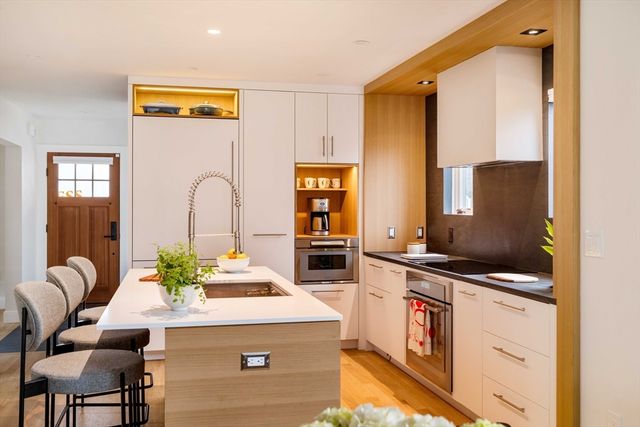 11 Goodman Road, Cambridge, MA 02139