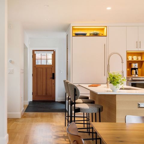 11 Goodman Road, Cambridge, MA 02139