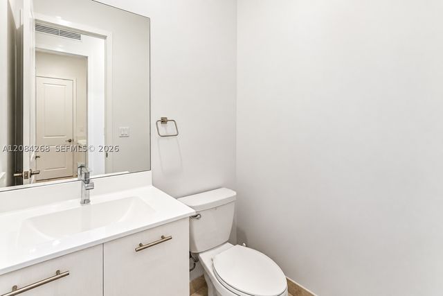 17564 SW 41st St, Miramar, FL 33029