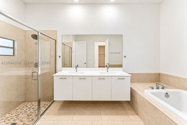 17564 SW 41st St, Miramar, FL 33029