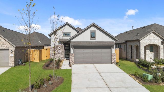 1064 Shoal Creek Trail, Conroe, TX 77304