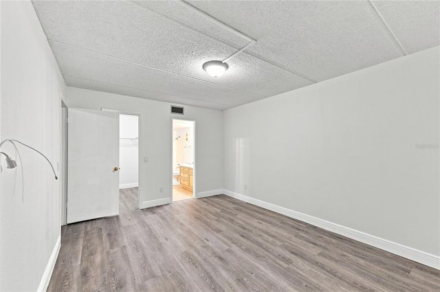 3807 N OAK DRIVE D41, Tampa, FL 33611