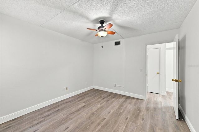 3807 N OAK DRIVE D41, Tampa, FL 33611