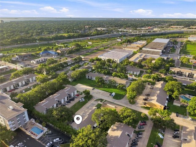 3807 N OAK DRIVE D41, Tampa, FL 33611