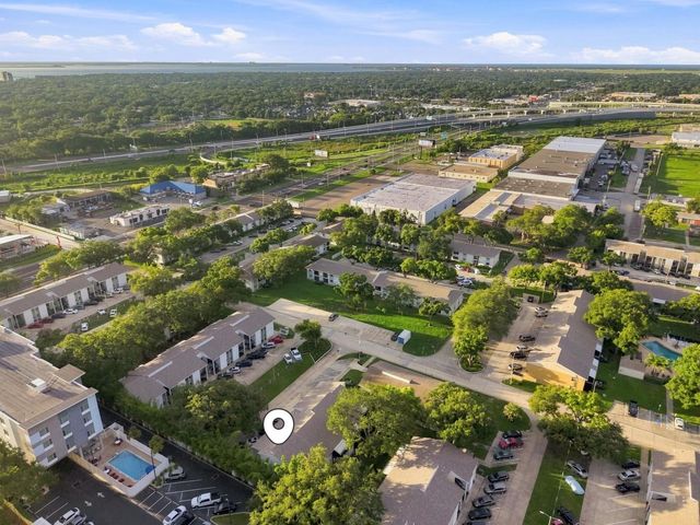 3807 N OAK DRIVE D41, Tampa, FL 33611