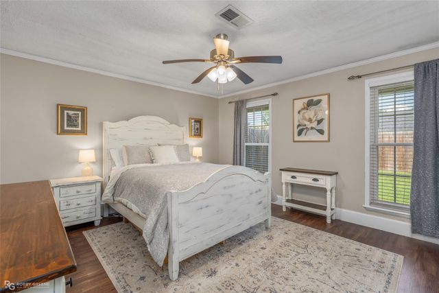 5106 Tara Lane, Bossier City, LA 71111