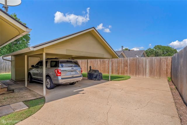 5106 Tara Lane, Bossier City, LA 71111