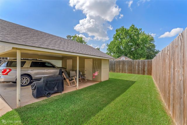 5106 Tara Lane, Bossier City, LA 71111