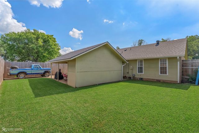 5106 Tara Lane, Bossier City, LA 71111