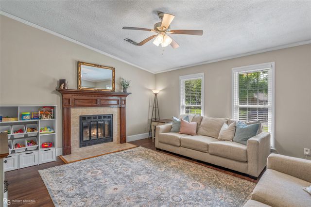 5106 Tara Lane, Bossier City, LA 71111