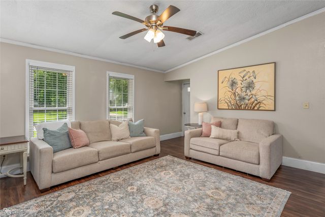 5106 Tara Lane, Bossier City, LA 71111