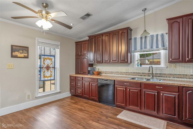 5106 Tara Lane, Bossier City, LA 71111