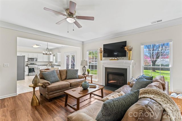 112 S Audubon Avenue, Mooresville, NC 28117