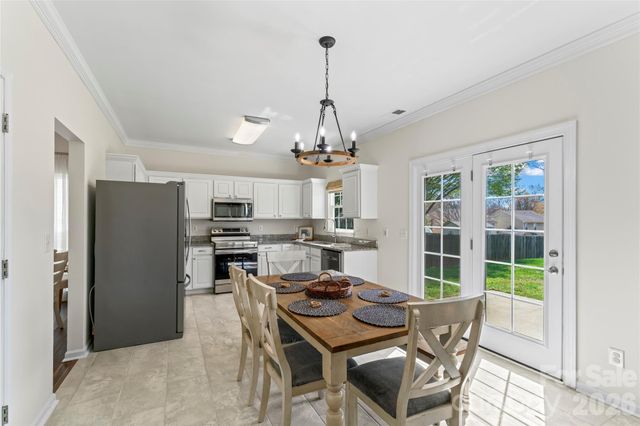 112 S Audubon Avenue, Mooresville, NC 28117