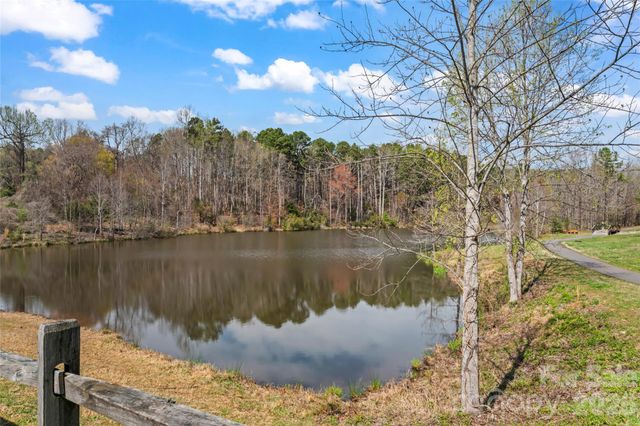 112 S Audubon Avenue, Mooresville, NC 28117