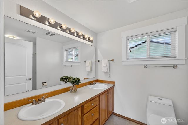 5012 Macbeth Drive, Anacortes, WA 98221