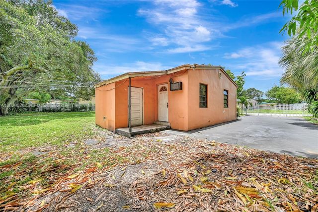 16221 NW 18th Ct, Miami Gardens, FL 33054