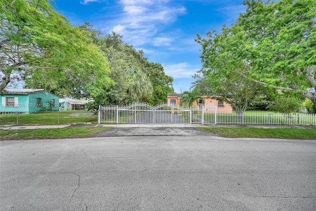 16221 NW 18th Ct, Miami Gardens, FL 33054
