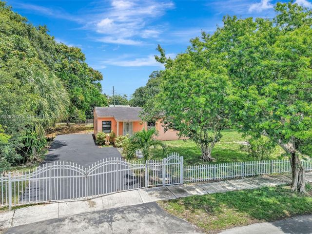16221 NW 18th Ct, Miami Gardens, FL 33054