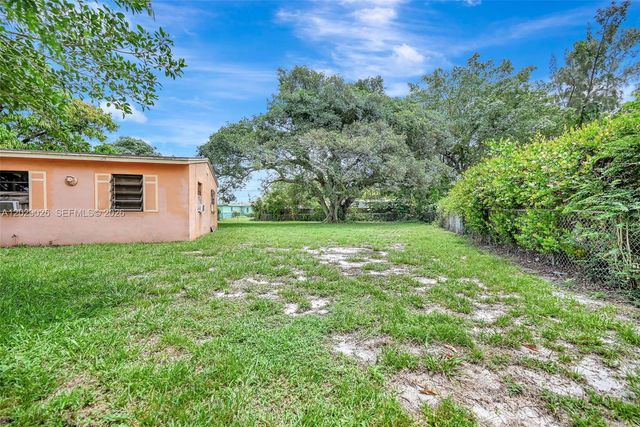 16221 NW 18th Ct, Miami Gardens, FL 33054