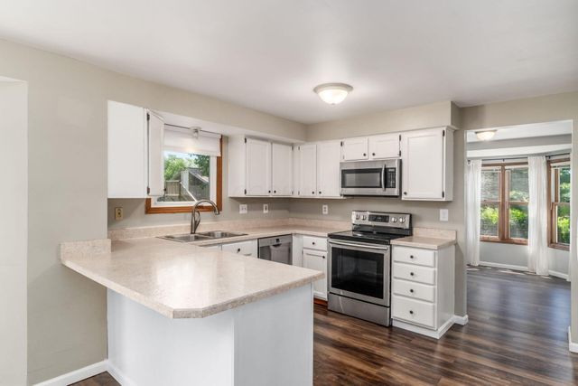 185 Lookout Lane SW, Pataskala, OH 43062